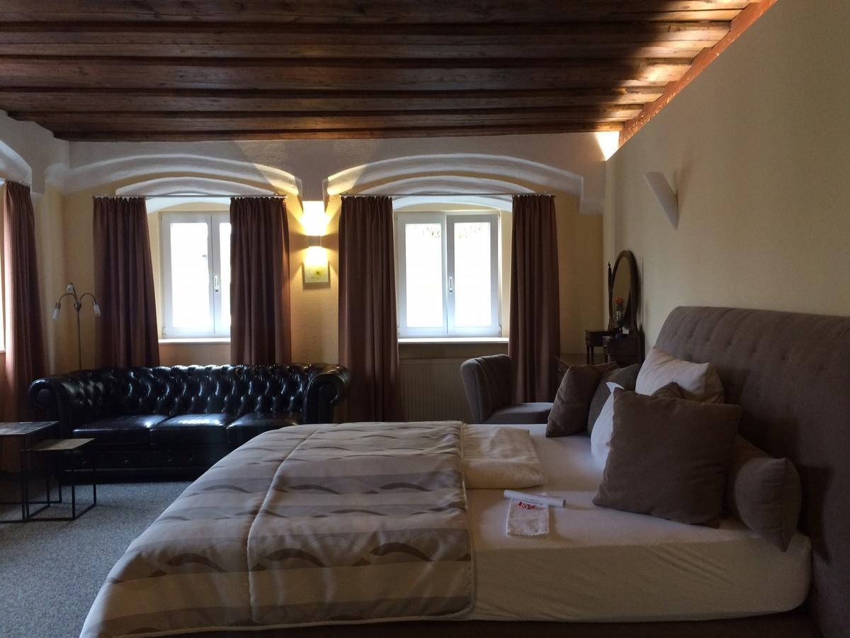 Hotel Gewuerzmuehle Berching Bagian luar foto