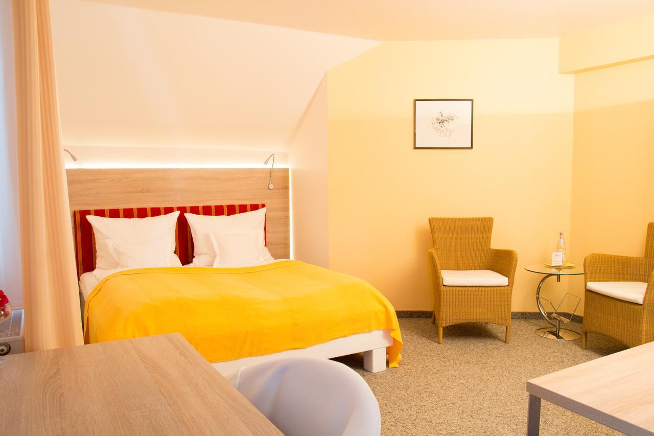 Hotel Gewuerzmuehle Berching Bagian luar foto